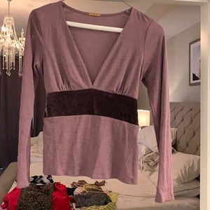 Arden B shirt v neck